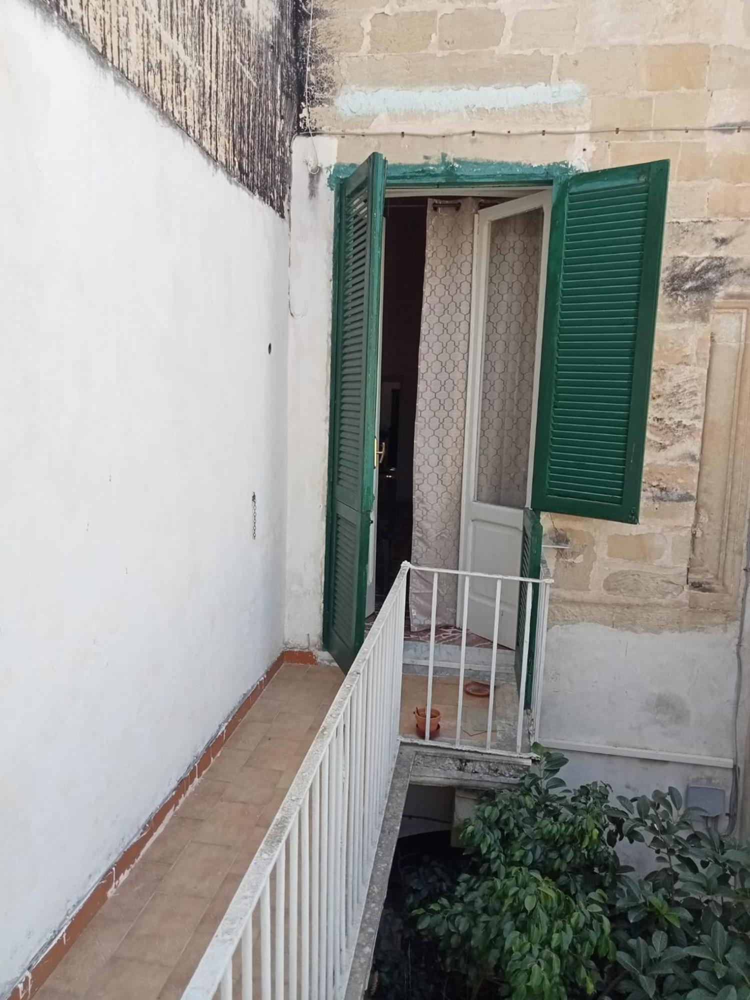 Apartamento Dimora Storica Principi Di Savoia Lecce Exterior foto